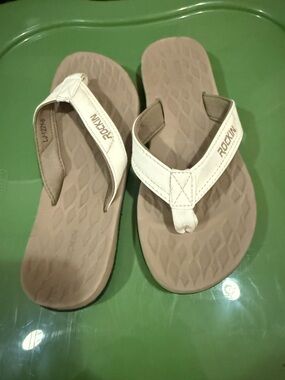 Rockin Beige and White Women’s Comfort Flip Flops